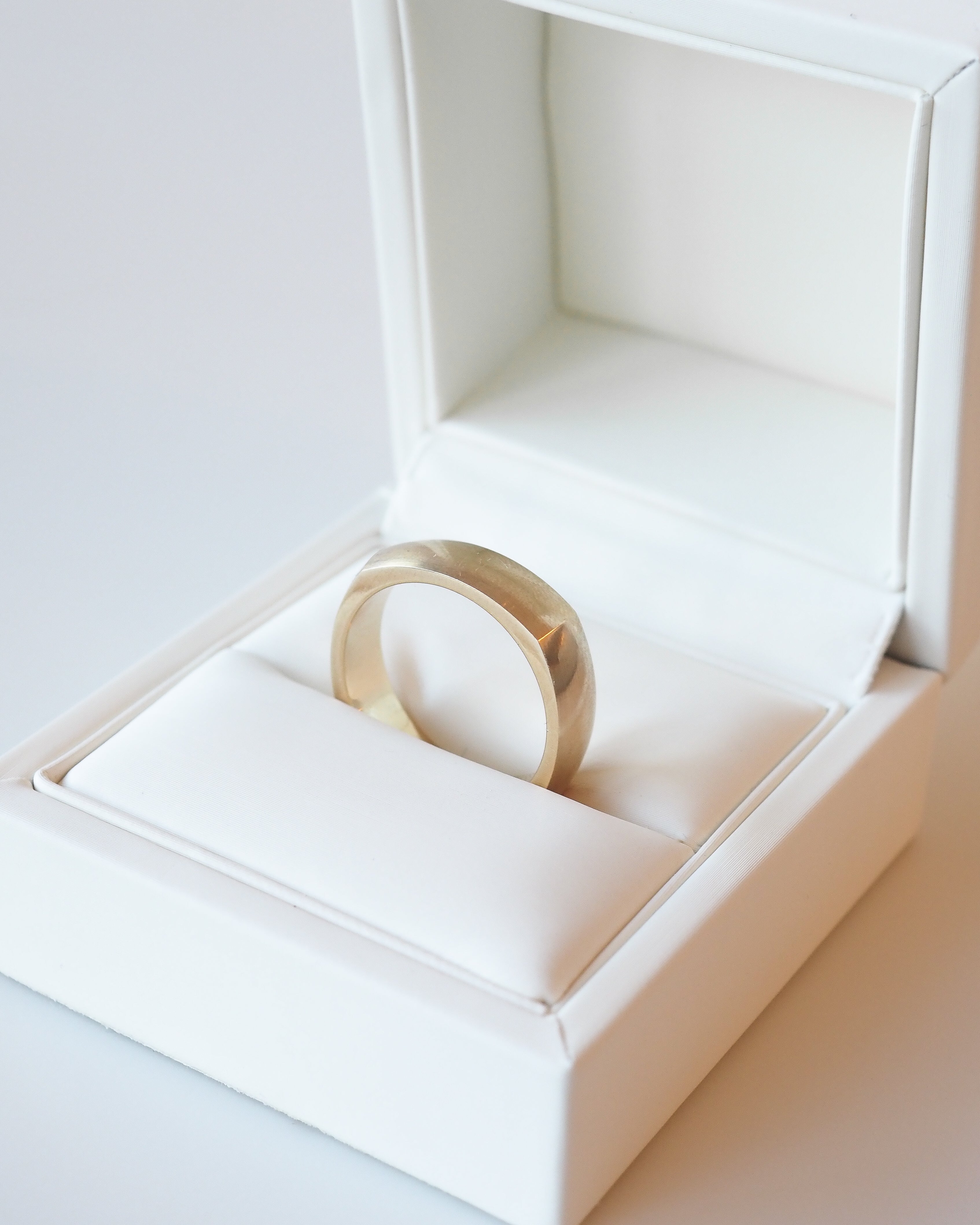 Men's Four Sided Band | Archive Ring