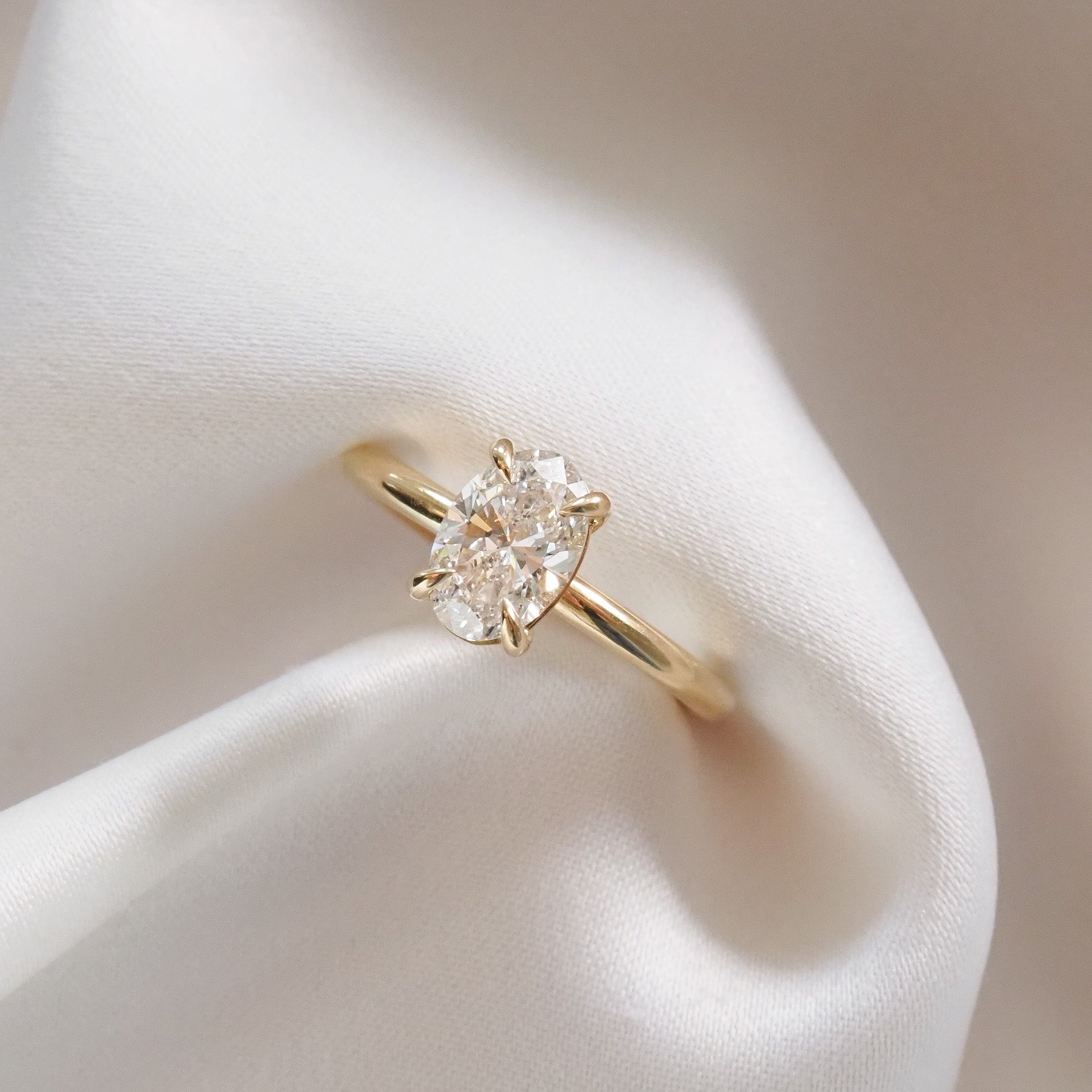 Clara | 1ct Solitaire Engagement Ring