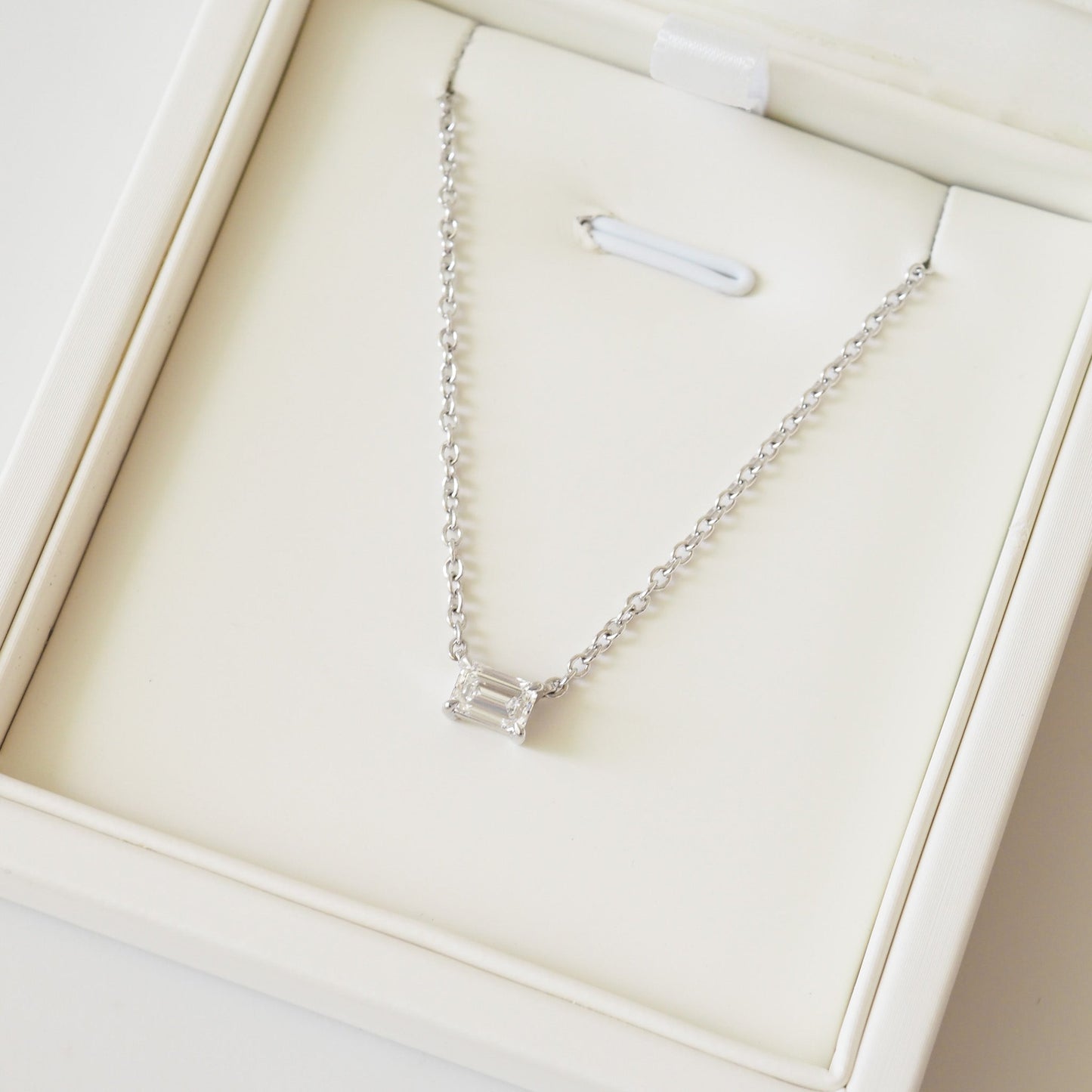 0.5ct east-west emerald cut lab-grown diamond pendant in 18ct white gold