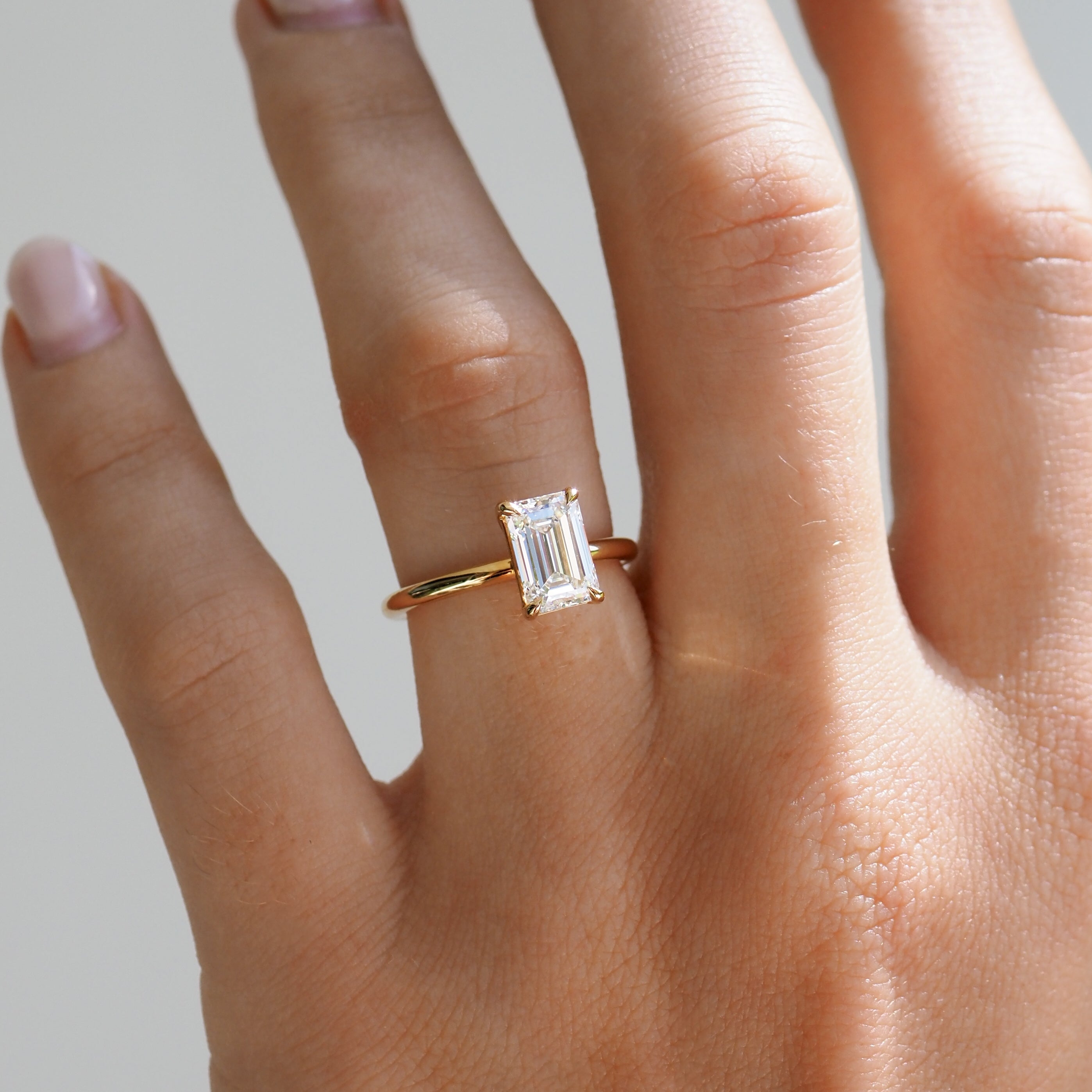 Eva | 1.5ct Emerald Solitaire Lab-Grown Diamond Engagement Ring