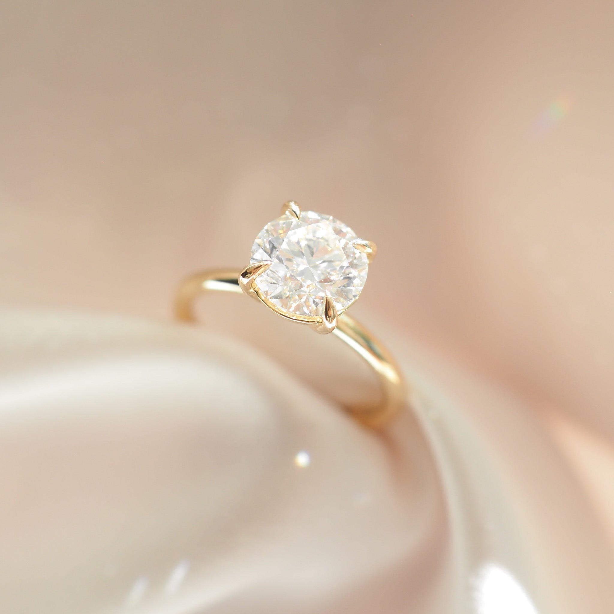 Cleo | 2ct Round Lab-Grown Diamond Ring