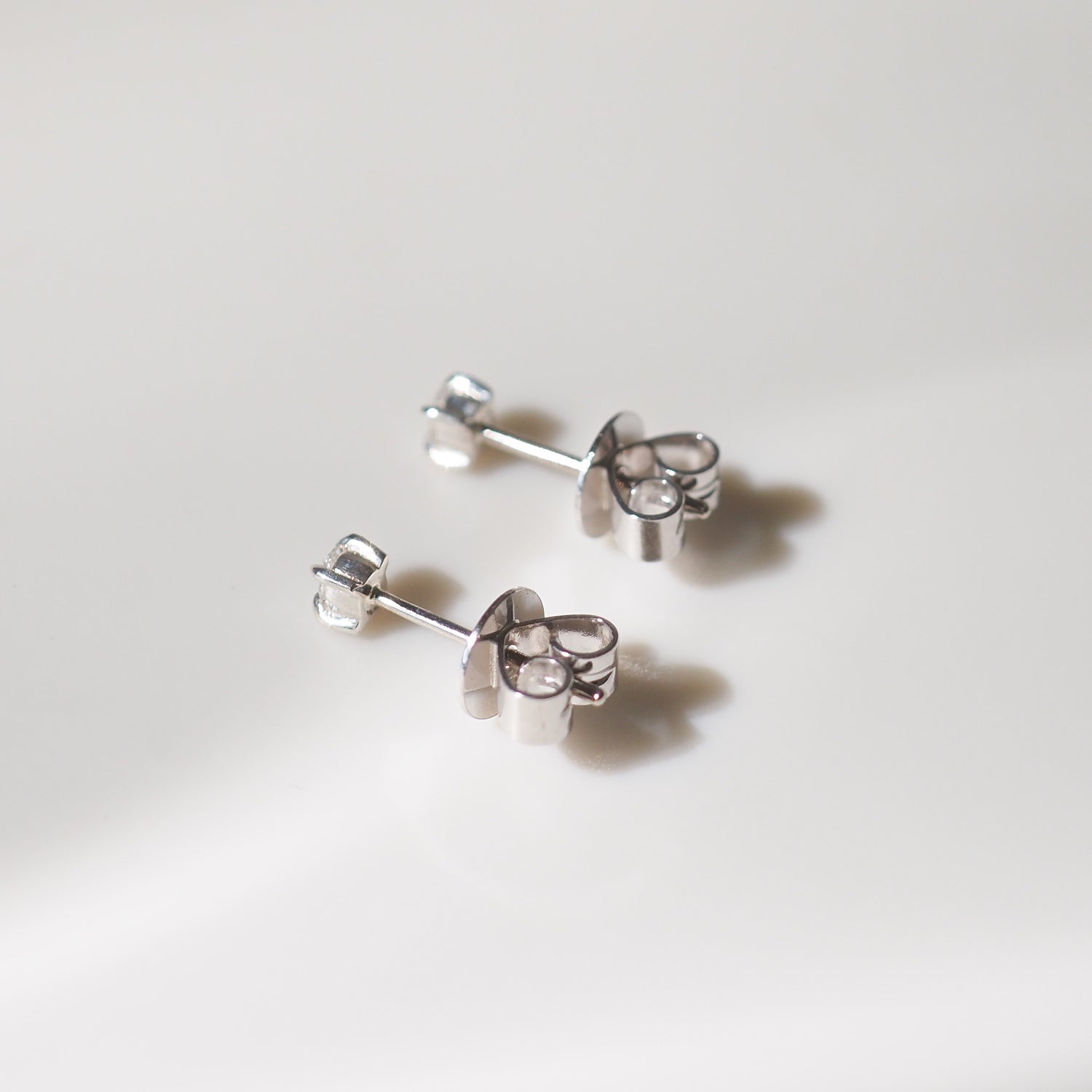 Oval Studs | 0.10ct Oval Lab-Grown Diamond Earrings