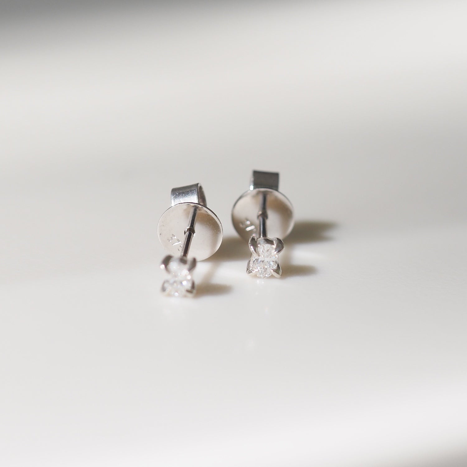 Oval Studs | 0.10ct Oval Lab-Grown Diamond Earrings