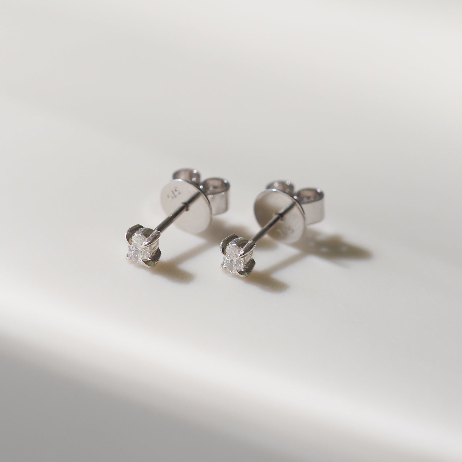 Oval Studs | 0.10ct Oval Lab-Grown Diamond Earrings