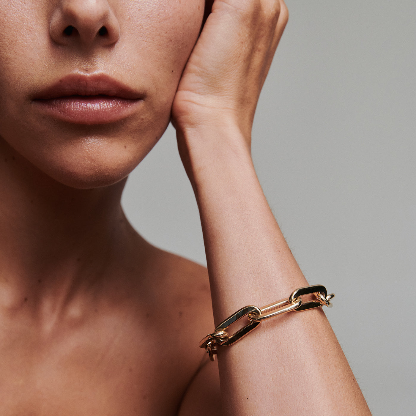 Bold Paper Link Bracelet