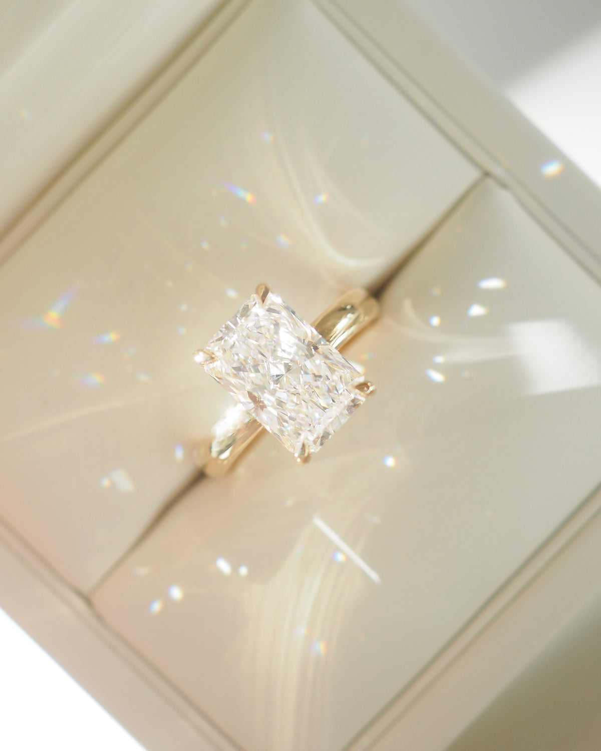 Radiant Orbit Solitaire | 4ct Lab-Grown Diamond Ring